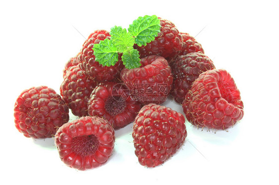 新鲜草莓花园植物果味水果饮食维生素食物红色收成浆果图片