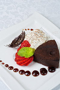 巧克力法兰奶油餐厅美食小吃水果糖果营养烹饪食谱甜点图片