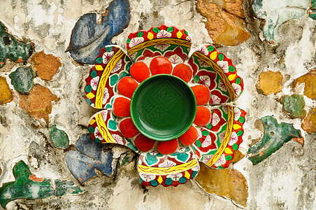 泰国Temple的瓷砖艺术风格寺庙陶瓷装饰品建筑学漩涡制品马赛克装饰水泥图片