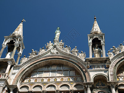 威尼斯Basilica圣马克建筑学艺术窗饰马赛克尖塔立面拱廊圆顶教会雕塑图片
