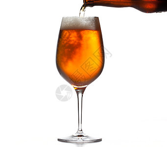 大啤酒杯冷冻伊帕水晶冷藏反射溪流啤酒玻璃高脚杯金子气泡图片