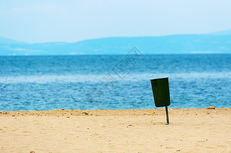 美丽的夏月风景支撑晴天墙纸阳光蓝色海洋假期旅游海岸天气图片