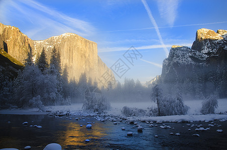 冬天日落黄昏环境辉光船长山脉草地蓝色旅游岩石名声荒野图片