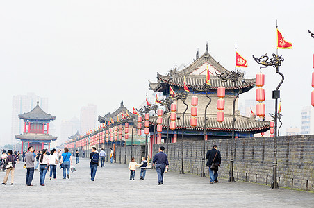 古代城墙红色文化白色游客石头地标灯笼建筑学城市观光图片