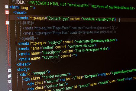 黑色 LCD 屏幕上的 HTML 语言代码格式编程展示技术网页电脑数据编码数字插图图片