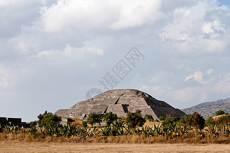 特奥蒂瓦卡金字塔考古学城市寺庙太阳脚步楼梯牙裔废墟石头文化图片