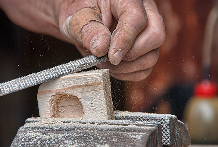 老工匠木制背景的木制木匠飞机人手木头芯片工匠建造库存材料艺术产品日志热情背景