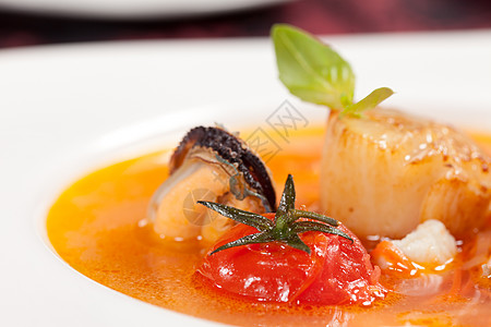 海食汤西红柿海鲜贝类扇贝液体蔬菜食物美食餐厅健康饮食图片