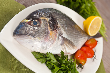 鱼详情新鲜绿头食物营养香菜柠檬盘子绿色海鲜美食鲷鱼餐厅背景