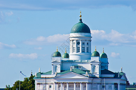 赫尔辛基大教堂蓝色历史圆顶晴天纪念碑大教堂宗教首都建筑白色图片