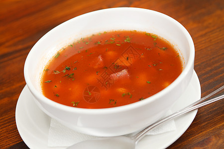 番茄汤餐厅食物香肠勺子杯子午餐草本植物美食蔬菜树叶图片