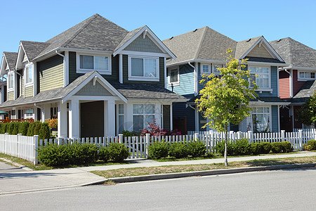 在加拿大里士满的住宅建筑学花朵邻里城市治文街道植物植物群房屋栅栏图片