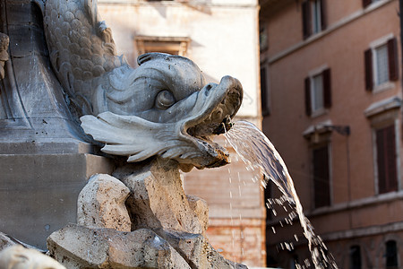 意大利罗马广场巴洛克喷泉的雕塑细节雕像景点旅游风格建筑历史旅行正方形装饰广场图片