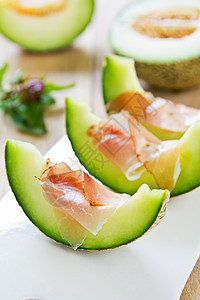 配普罗西乌托瓜绿色水果火腿猪肉营养甘露饮食沙拉健康食物图片