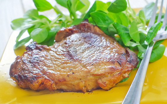 牛排火箭洋葱胡椒粒香料蔬菜食物牛扒乡村美食胡椒图片