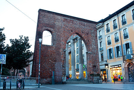 意大利米兰圣洛伦佐专栏废墟艺术教会建筑学日落宗教柱子旅游图片