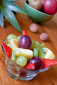 水果沙拉饮食奇异果菠萝食物食谱烹饪季节甜点果味维生素图片