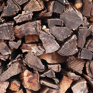 干木柴日志黄色损害木头资源材料建造薪柴树干森林图片