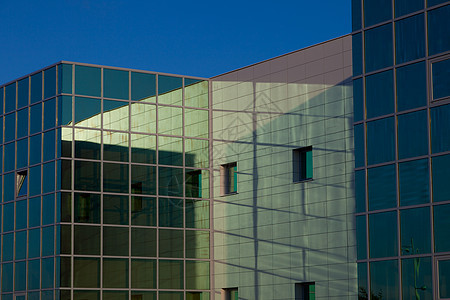 办公大楼城市摩天大楼商业办公室金融场景蓝色生长窗户景观图片