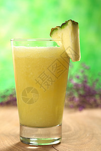 新鲜菠萝果汁饮料玻璃照片水果食物图片