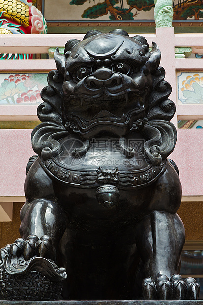 中国寺庙的雕像是金属狮子宗教纪念碑建筑学雕塑文化石头遗产宝塔动物监护人图片