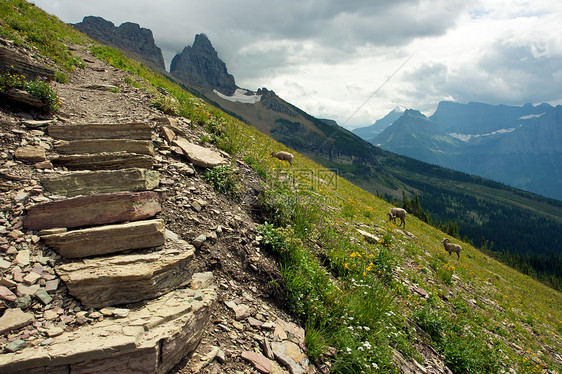 通往天堂的阶梯冰川楼梯旅行山脉峰会远足高线山峰公园踪迹图片