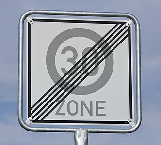 交通信号牌公路自由街道框架车道交通限速限制金属天空图片