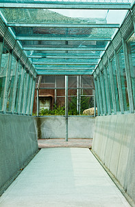玻璃隧道建筑物围墙蓝色建筑小路走廊天空屋顶入口玻璃墙图片