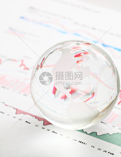 财务图表中的玻璃球地球球金融交换商业数据预言库存风险银行会计图片