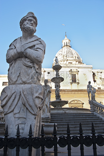 巴勒莫的广场耻辱中心首都房子雕像文化城市喷泉天空旗帜市中心图片