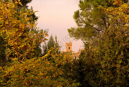 意大利城堡全景望塔图片