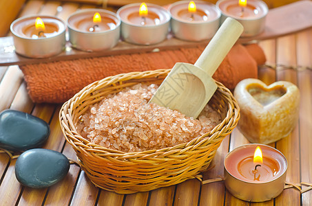 海盐和肥皂石头治疗香气手工卫生毛巾泡沫化妆品淋浴身体图片