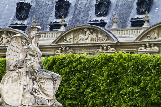 法国巴黎大道上美丽的雕像首都游客城市艺术石头公园雕塑旅行假期花园图片
