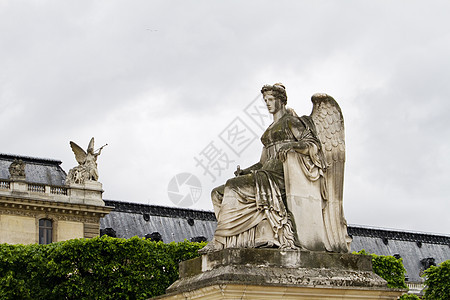 法国巴黎大道上美丽的雕像首都旅行旅游雕塑艺术文化游客历史公园纪念碑图片
