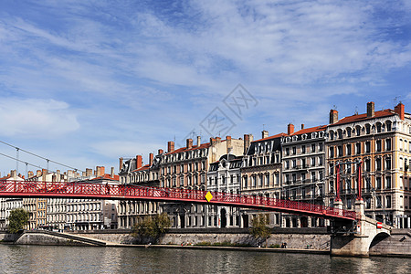 里昂与萨昂河相近图片