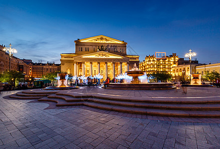 喷泉和Bolshoi剧场在夜幕中发光 莫斯科 R地标音乐会音乐旅行大剧院城市旅游芭蕾舞天空历史图片