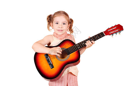 小女孩弹音响吉他图片