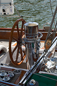 木船上的中转器绞盘领导者主教绳索控制游艇驾驶航海索具海洋图片