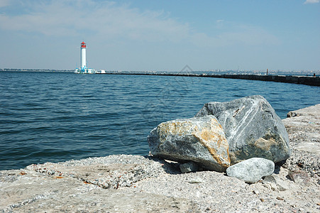 龙沐湾乌克兰黑海敖德萨湾的沃龙佐夫·莱特豪斯背景