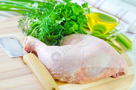 原鸡肉烹饪饮食木板香菜杂货店美食食物砧板大腿皮肤图片