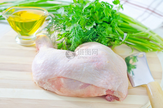 原鸡肉肌肉团体大腿香菜午餐动物木板家禽营养美食图片