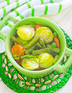 素菜汤用餐草本植物木头蔬菜橙子香菜食物胡椒午餐洋葱图片