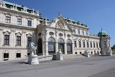 贝尔韦德勒城堡建筑学雕像旅游风格花园公园雕塑天空旅行蓝色图片