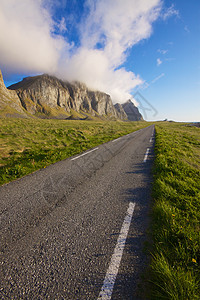 风景道路岩石表面旅行全景图片