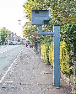 UK 静电速度相机雷达安全执法道路天空犯罪传票权威摄影罚单图片