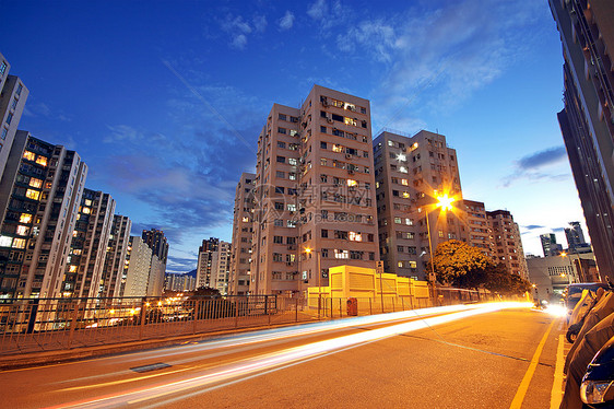 现代城市 晚上有高速公路交通 香港州康摩天大楼旅游隧道运输日落速度商业天空场景建筑图片