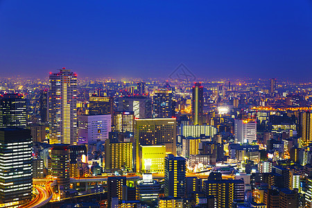 日本大阪 梅田区标志性地标图片