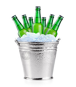 冰中的啤酒水滴饮酒者冷却器瓶子玻璃正方形立方体蓝色酒保金属图片