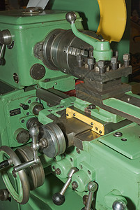 工业机器企业车床坚果作坊设施制造厂管道穿线器工具生产图片