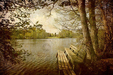 湖边的长椅不错图片